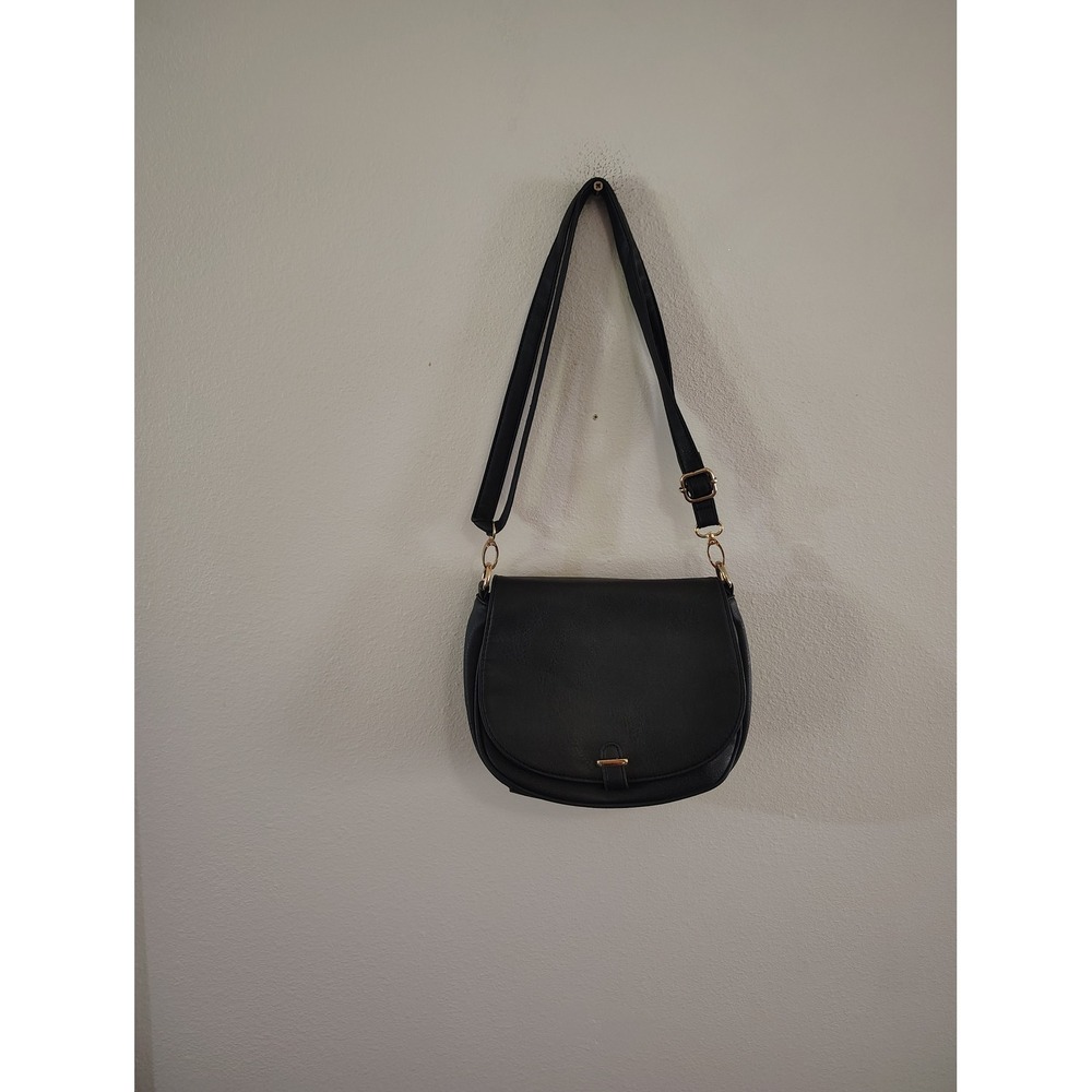 Black Rivet Women Black Vegan Leather Crossbody Bag Gold Hardware Saddle Bag